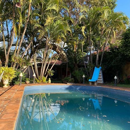 Residencia-Univ Leilighet Ciudad del Este Eksteriør bilde
