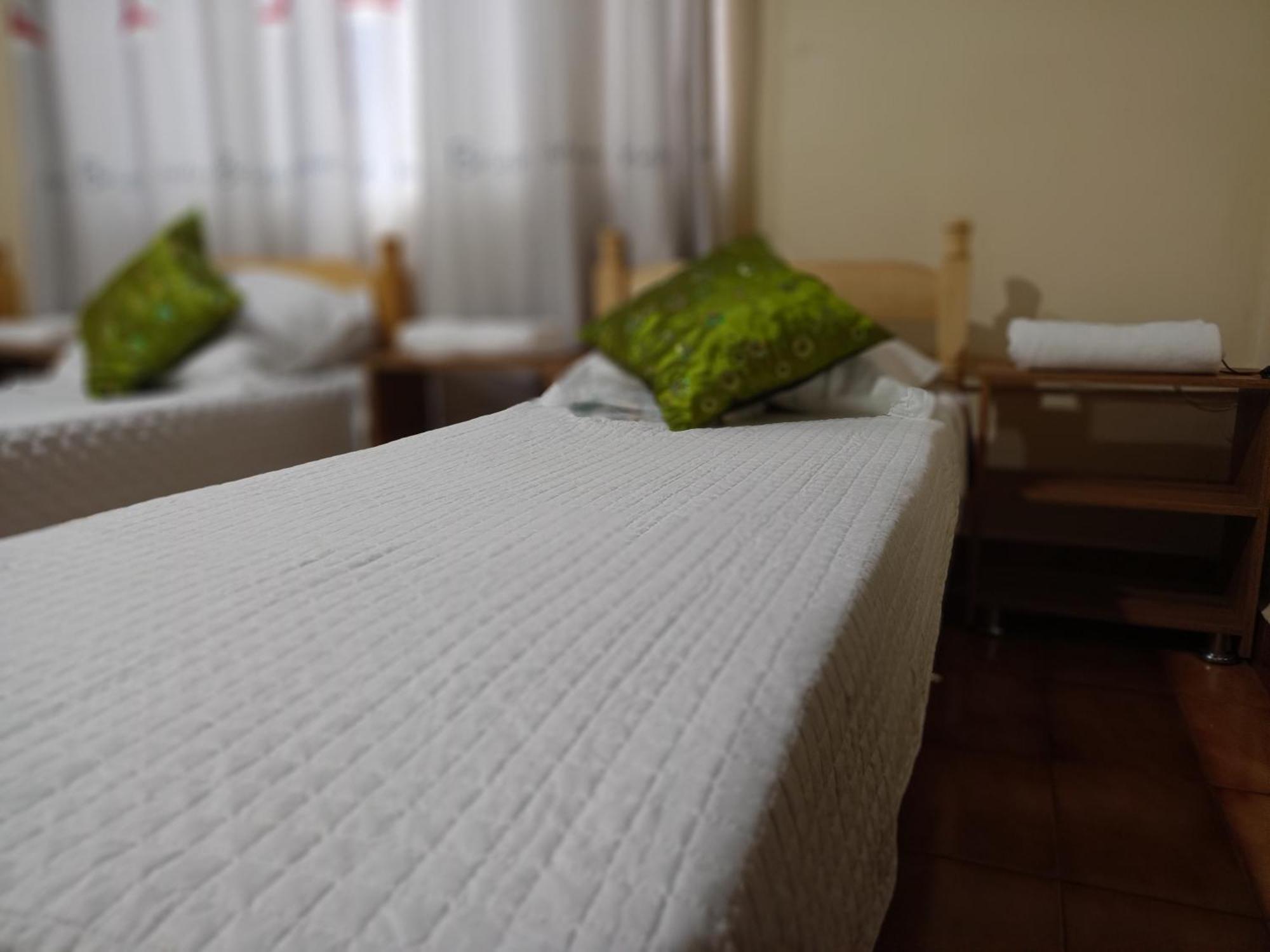 Residencia-Univ Leilighet Ciudad del Este Eksteriør bilde