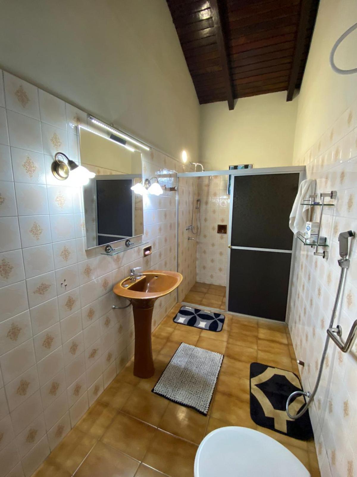 Residencia-Univ Leilighet Ciudad del Este Eksteriør bilde