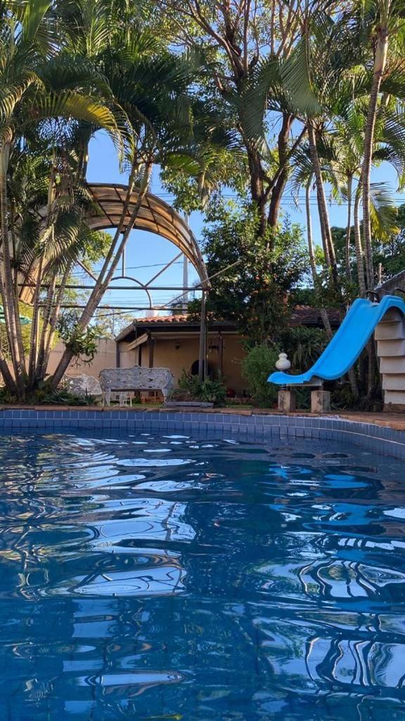Residencia-Univ Leilighet Ciudad del Este Eksteriør bilde